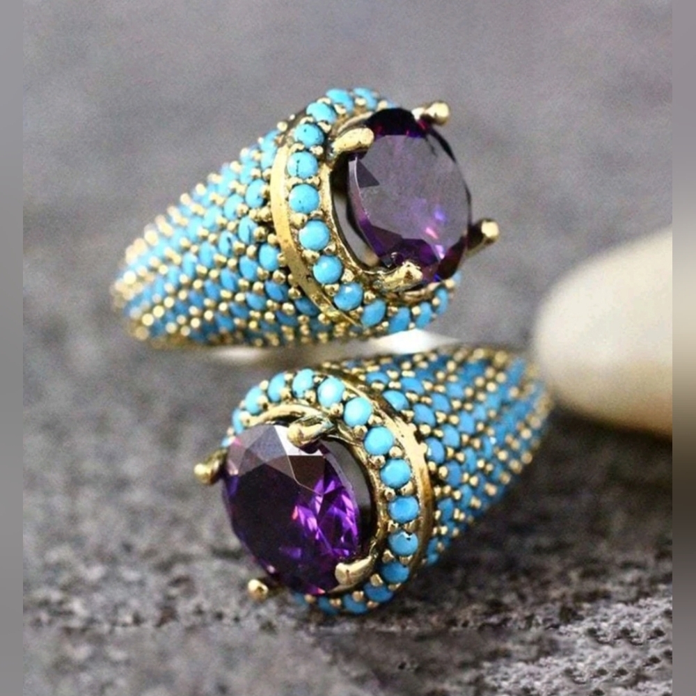 Elegant Gold and Purple Statement Ring